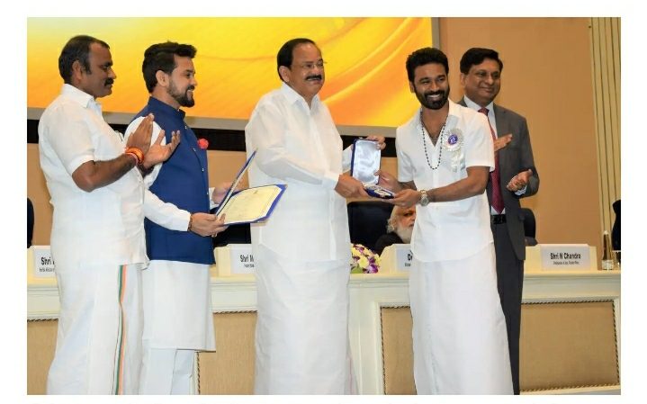 இந்திய சினிமாவின் உயரிய விருது பெற்ற ரஜனி