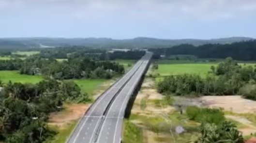 1500 கார்பட் வீதிகள் திறக்கப்பட்டன