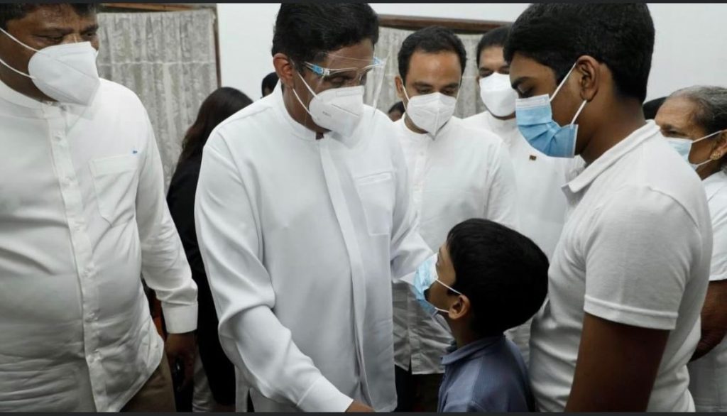 ‘நீதிக்கான போராட்டத்தில் நிலைத்திருப்பதே ஒரே வழி' - சஜித்