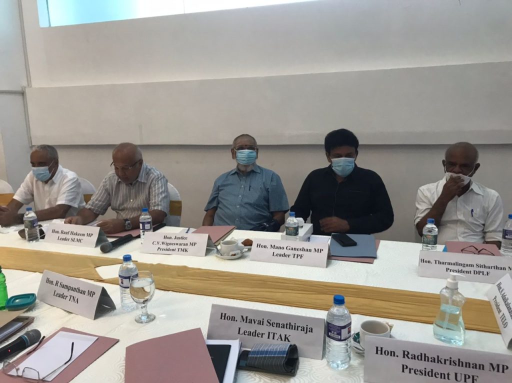 தமிழ் பிரதிநிதிகளின் கூட்டம் ஆரம்பம்