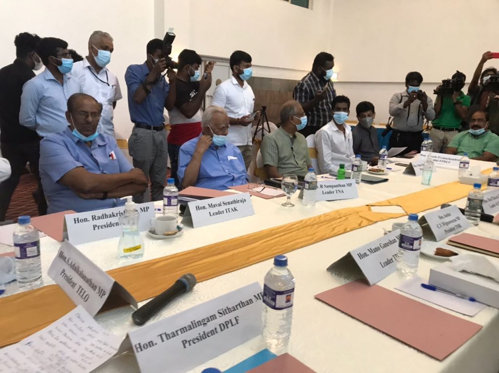 தமிழ் பிரதிநிதிகளின் கூட்டம் ஆரம்பம்