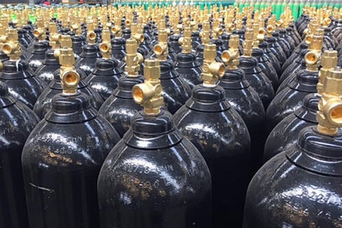 யாருக்கு மீண்டும் எரிவாயு வருகிறது?