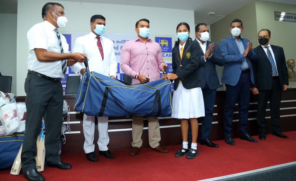 பாடசாலை மட்ட ரீதியில் கிரிக்கெட் ஊக்குவிப்பு திட்டம்