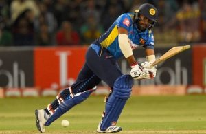 பானுக்க ராஜபக்ச திடீர் ஓய்வு