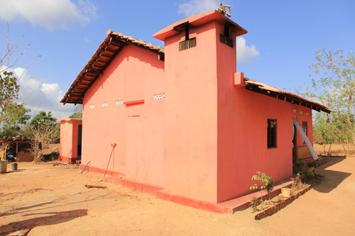 ‘வீடற்றவர்களுக்கு வீடுகள்'