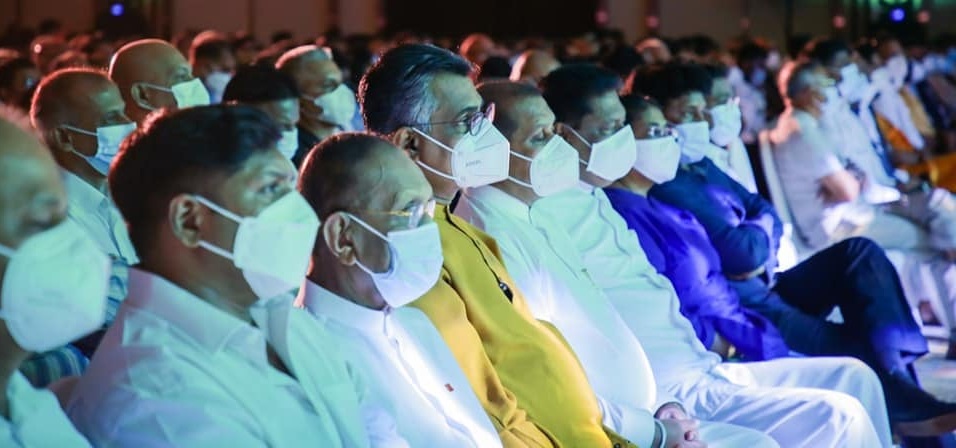 சம்பிக்கவின் 43ம் படையணி மாநாடு பற்றி மனோ