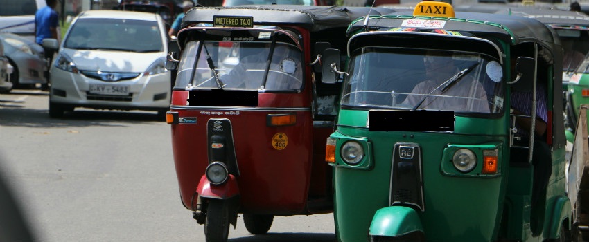 பல்வேறு பகுதிகளில் 17 முச்சக்கர வண்டிகள் திருட்டு