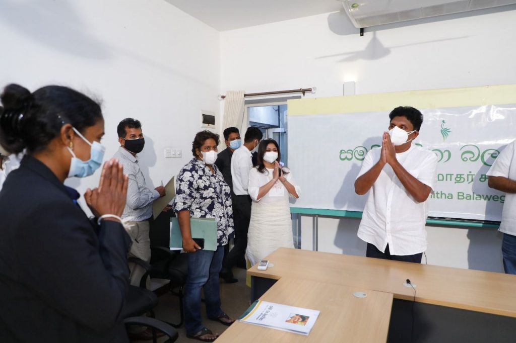 குத்துசண்டை வீராங்கனை எதிர்க்கட்சி தலைவர் சந்திப்பு