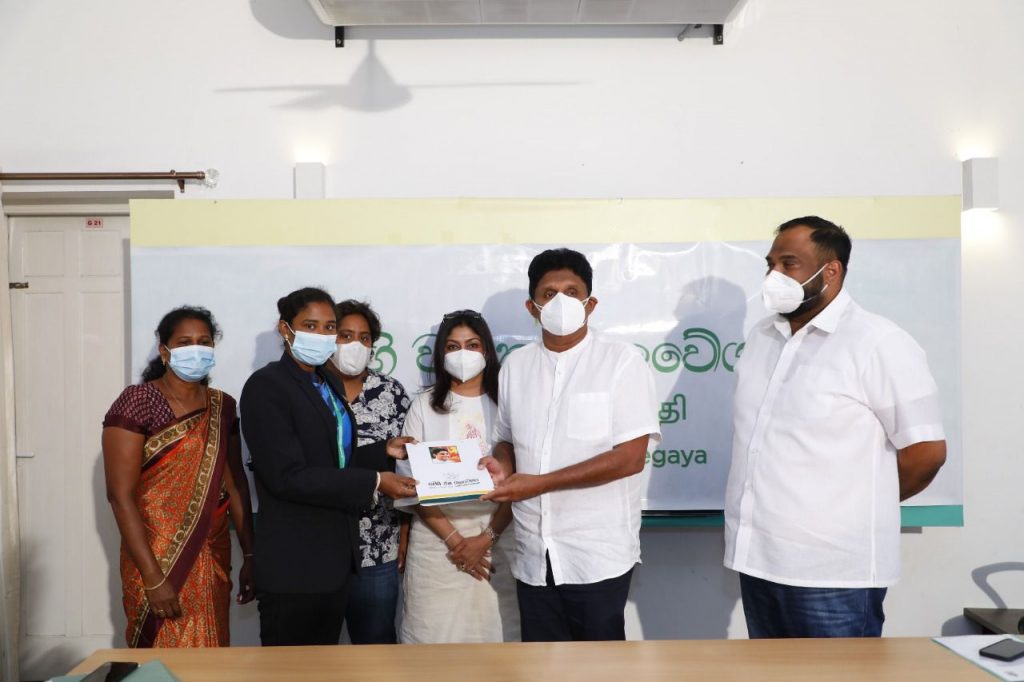 குத்துசண்டை வீராங்கனை எதிர்க்கட்சி தலைவர் சந்திப்பு