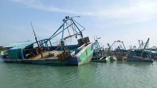 தமிழக எதிர்ப்புக்கு மத்தியில் ஏலம்