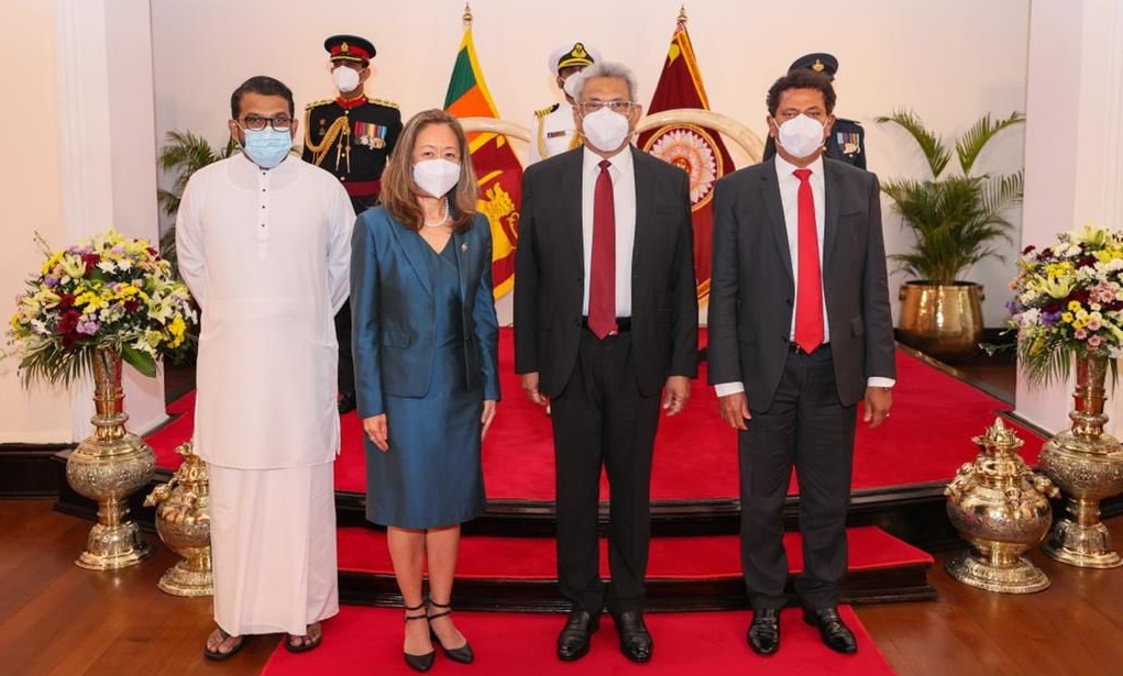 இலங்கைக்கான அமெரிக்க தூதுவர் பதவியேற்றார்