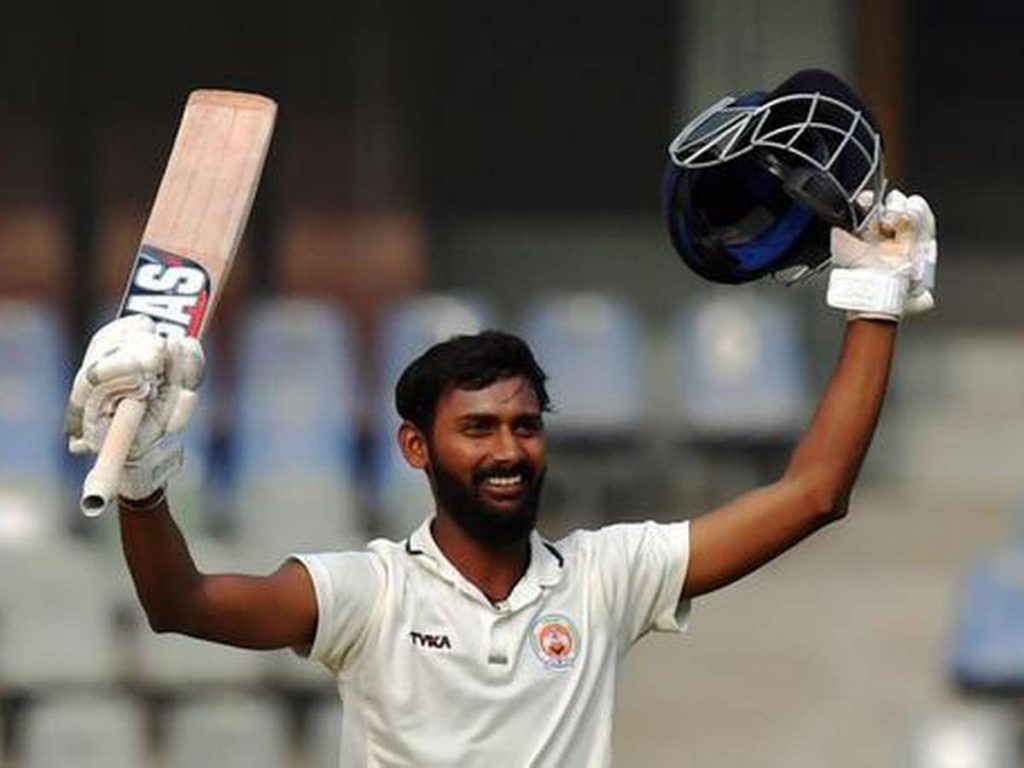 பிறந்த மகளை இழந்த சோகத்துடன் சதமடித்த கிரிக்கெட் வீரர்