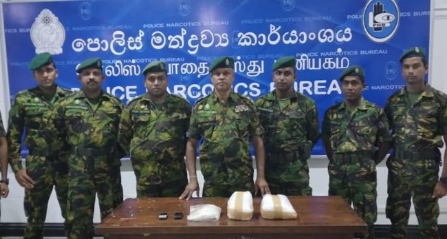 வவுனியா, மன்னார் நபர்கள் ஐஸுடன் கைது