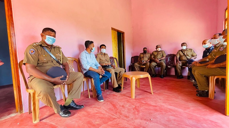 வவுனியா, கூமாங்குளத்தில் வீடு கையளிப்பு