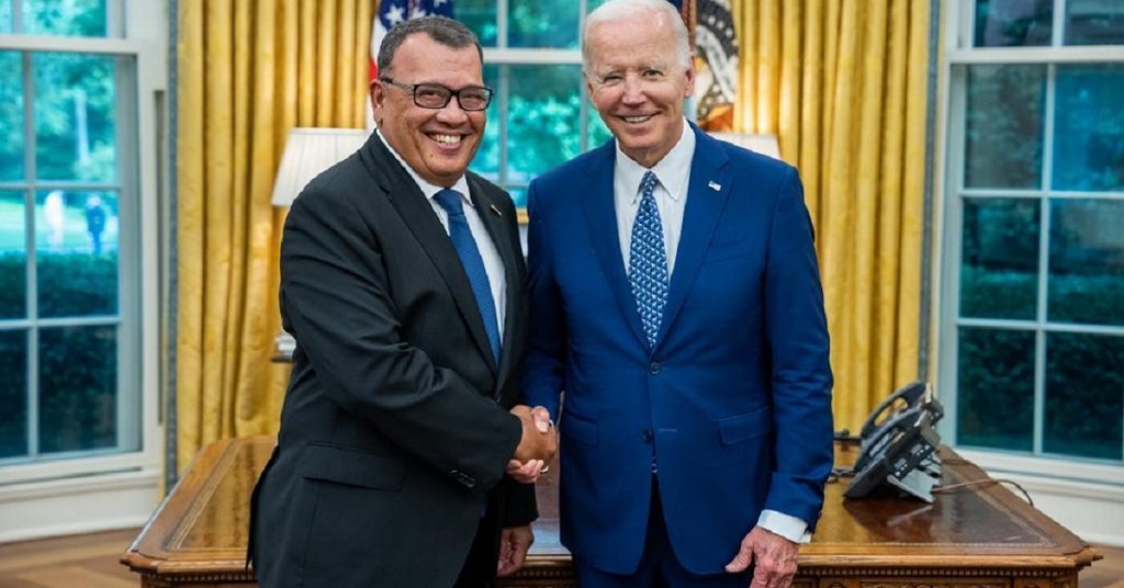 அமெரிக்க ஜனாதிபதி - இலங்கை தூதுவர் சந்திப்பு.