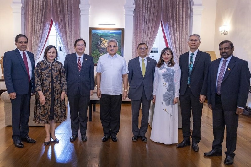 தென் கிழக்காசிய நாட்டு தூதுவர்கள் ஜனாதிபதியை சந்தித்தனர்.