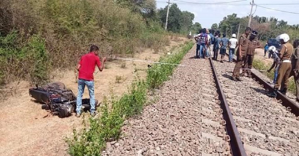 வவுனியாவில், தொடரூந்து விபத்தில் குடும்பஸ்தர் பரிதாப மரணம்.