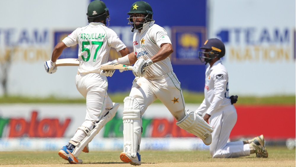 பாகிஸ்தான் நல்ல ஆரம்பம்.