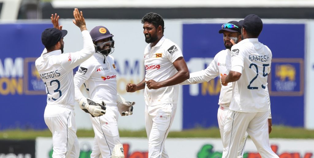 இலங்கை, பாகிஸ்தான் முதல் இன்னிங்ஸ் சமநிலையான கட்டத்தில்