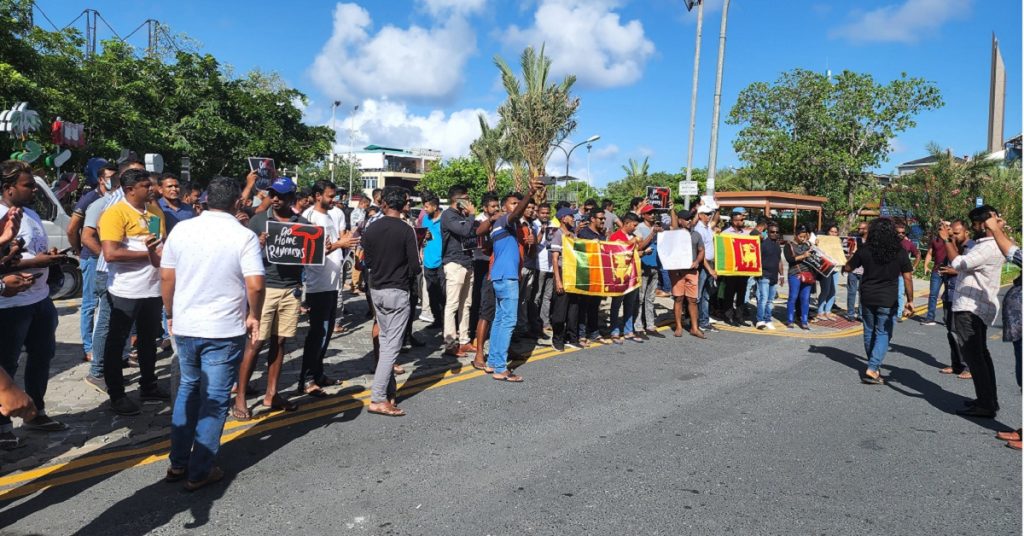 மாலைதீவில் பதட்ட நிலை