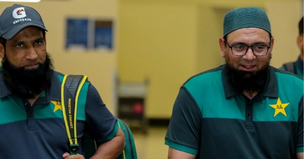 பாகிஸ்தான் அணி இலங்கை வந்தது.