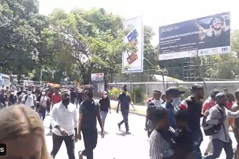 பதட்டமடையும் கொழும்பு!