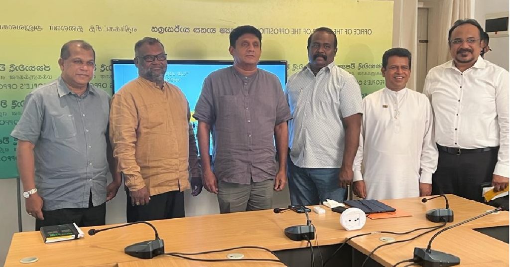 கூட்டமைப்பு பாராளுமன்ற உறுப்பினர்கள் எதிர்க்கட்சி தலைவரை சந்தித்தனர்.