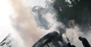 தீப்பற்றி எறிந்த பயணிகள் பேருந்து!