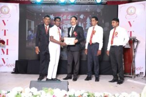 வவுனியா தமிழ் மத்திய மகாவித்தியாலயத்தின் வருடாந்த பரிசளிப்பு விழா!