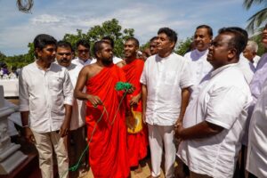 நாட்டைக் கட்டியெழுப்பும் பாரிய இலக்கு எமக்கு உள்ளது - சஜித் பிரேமதாச!