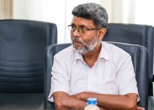 கடன் மறுசீரமைப்பு என்ற போர்வையில் அரசாங்கம் மக்களை மீண்டும் முட்டாளாகுக்கின்றது!