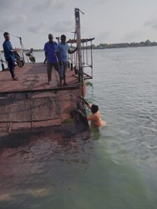 வழமைக்கு திரும்பியது காரைநகர் - ஊர்காவற்துறை போக்குவரத்து!