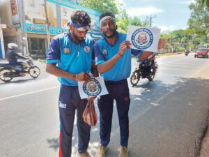 566 கிலோ மீற்றர் நடந்து செல்லவுள்ள இரட்டையர்கள்!