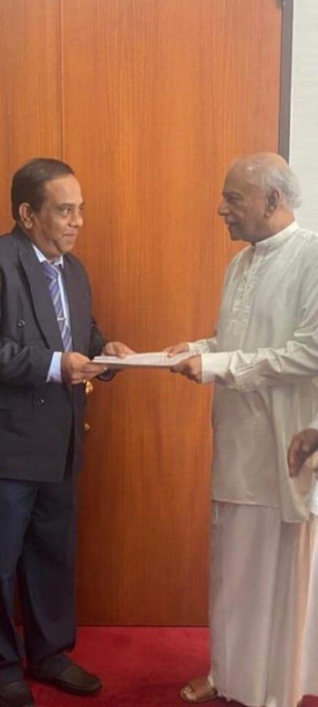 தனது கடமைகளை பொறுப்பேற்கும் உமாமகேஸ்வரன்!