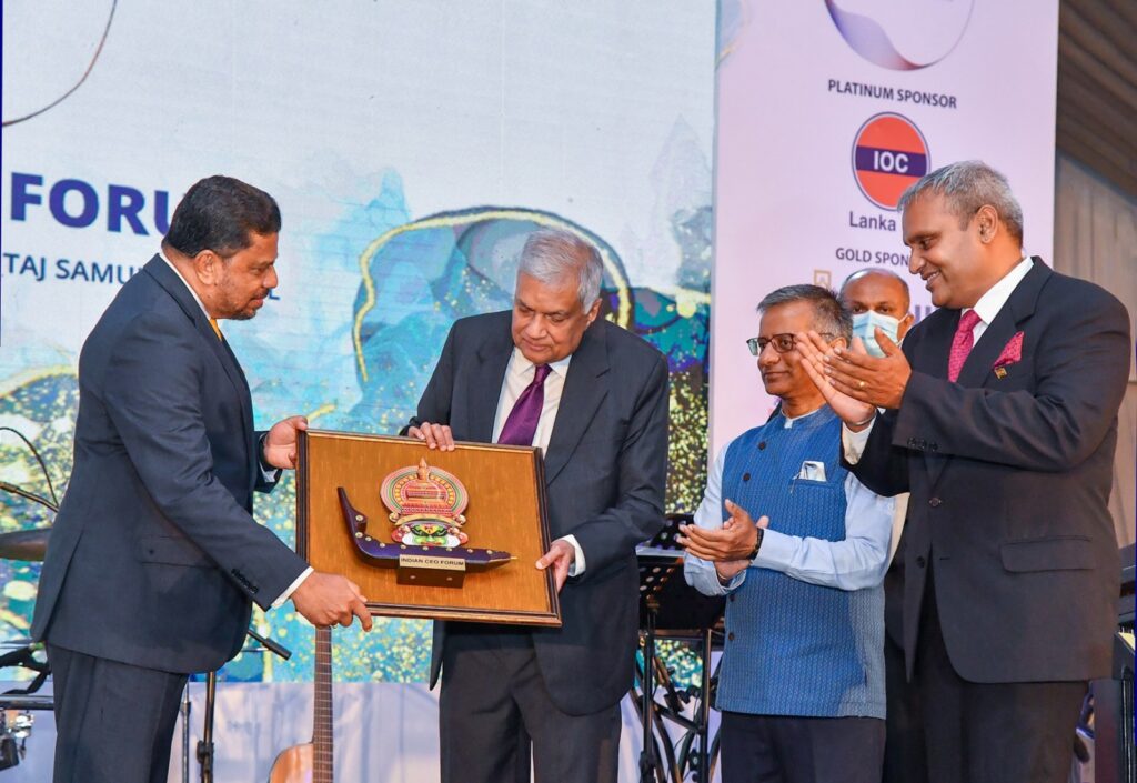 பொருளாதார வளர்ச்சியை அடைய வேண்டுமெனில் இலங்கை உலகிற்கு திறந்துவிடப்பட வேண்டும்!