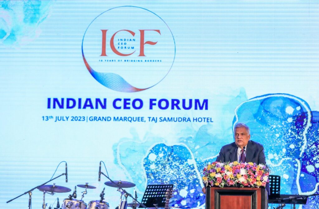 பொருளாதார வளர்ச்சியை அடைய வேண்டுமெனில் இலங்கை உலகிற்கு திறந்துவிடப்பட வேண்டும்!