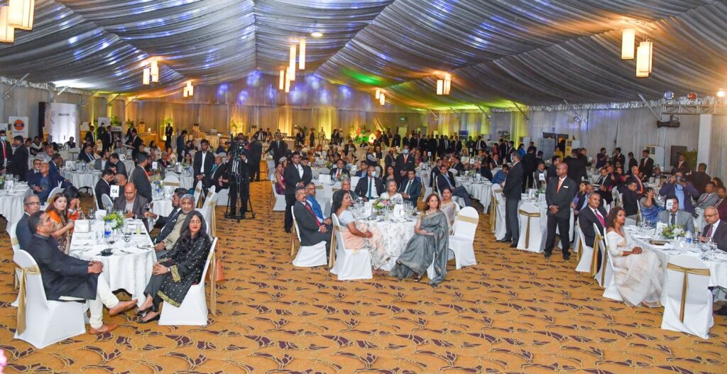 பொருளாதார வளர்ச்சியை அடைய வேண்டுமெனில் இலங்கை உலகிற்கு திறந்துவிடப்பட வேண்டும்!