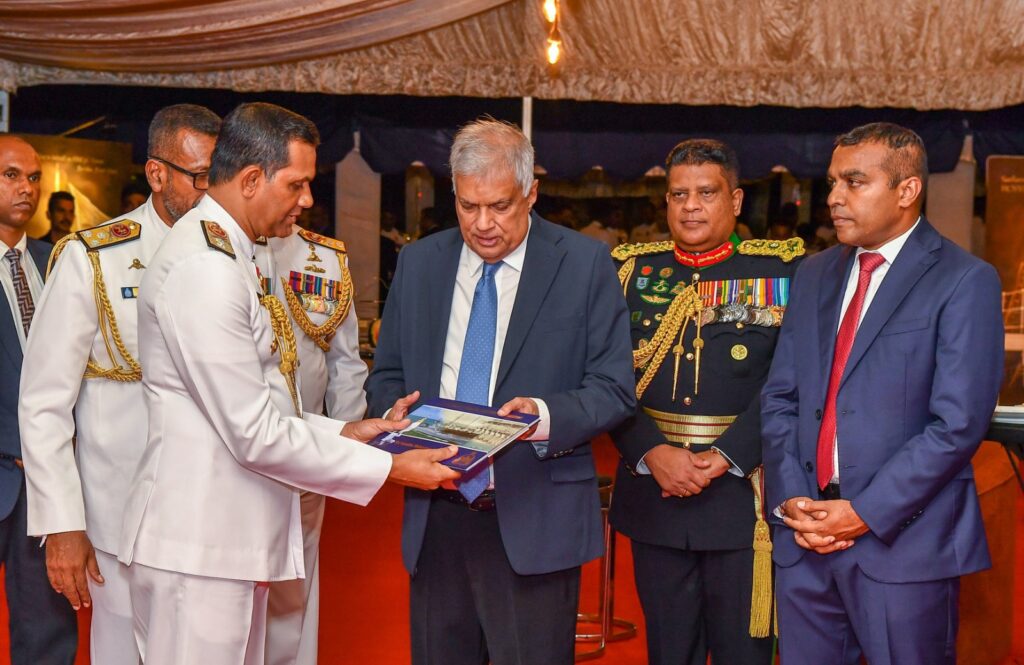 நாட்டின் தேசிய பாதுகாப்பு தொடர்பில் மீளாய்வொன்று மேற்கொள்ளப்படும் - ஜனாதிபதி!