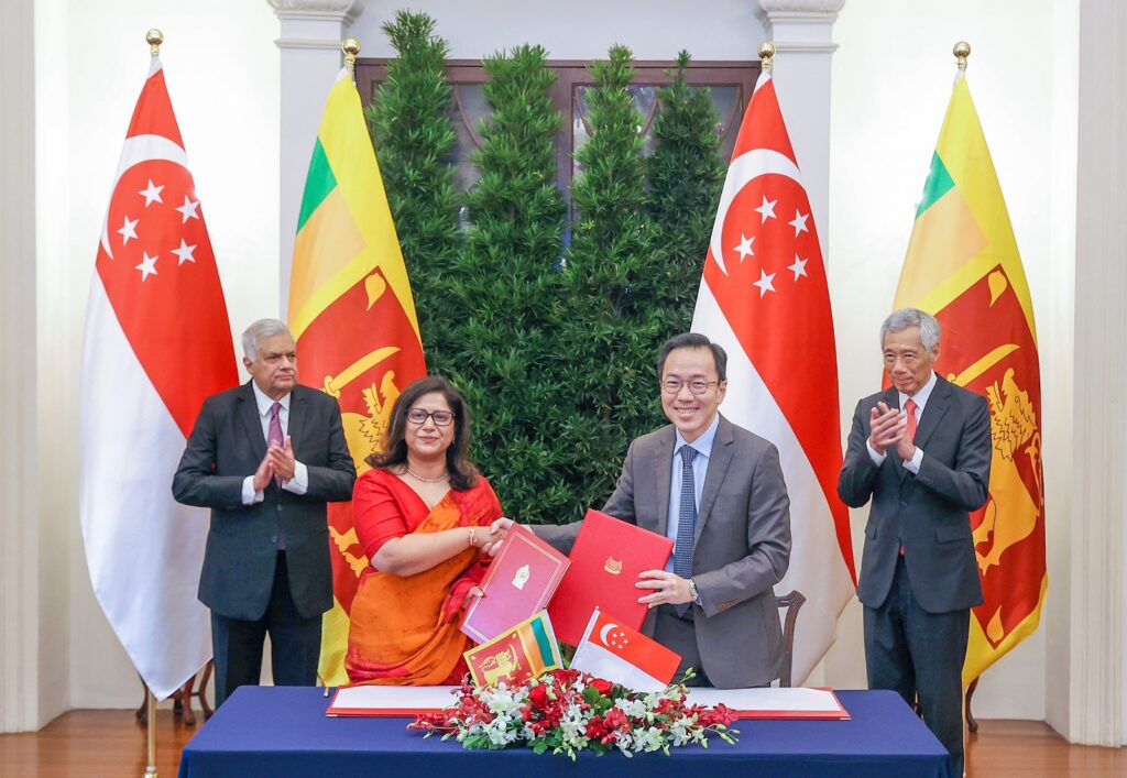 சிங்கப்பூர் பிரதமரை சந்தித்தார் ஜனாதிபதி!