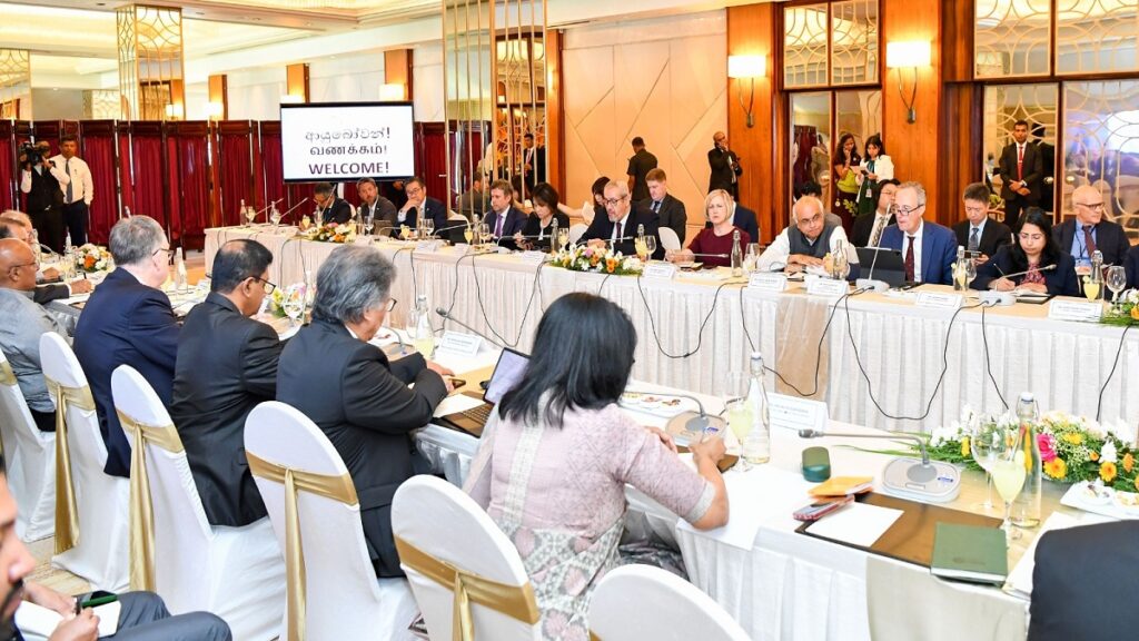 பொருளாதார மீட்சி மற்றும் ஸ்திரத்தன்மை தொடர்பான வட்டமேசை பேச்சுவார்த்தை கொழும்பில்!