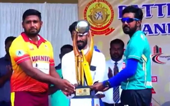 வவுனியா, மன்னார் மாவட்ட கிரிக்கெட் அணிகளின் மோதல்