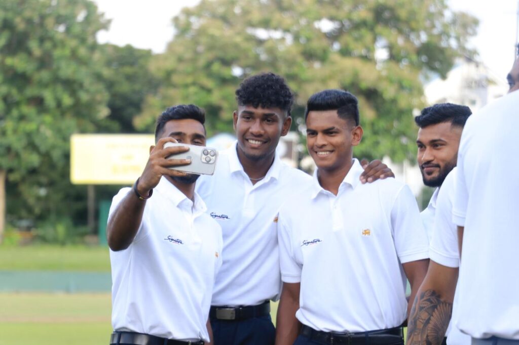 தென்னாப்பிரிக்கா நோக்கிப் புறப்பட்ட இலங்கை 'A' அணி