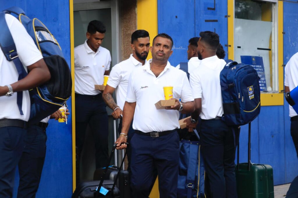 தென்னாப்பிரிக்கா நோக்கிப் புறப்பட்ட இலங்கை 'A' அணி