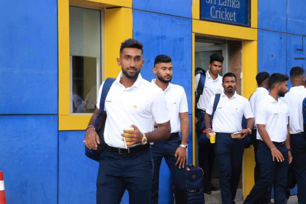 தென்னாப்பிரிக்கா நோக்கிப் புறப்பட்ட இலங்கை 'A' அணி