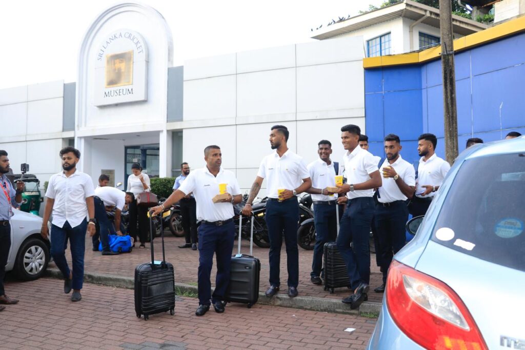 தென்னாப்பிரிக்கா நோக்கிப் புறப்பட்ட இலங்கை 'A' அணி