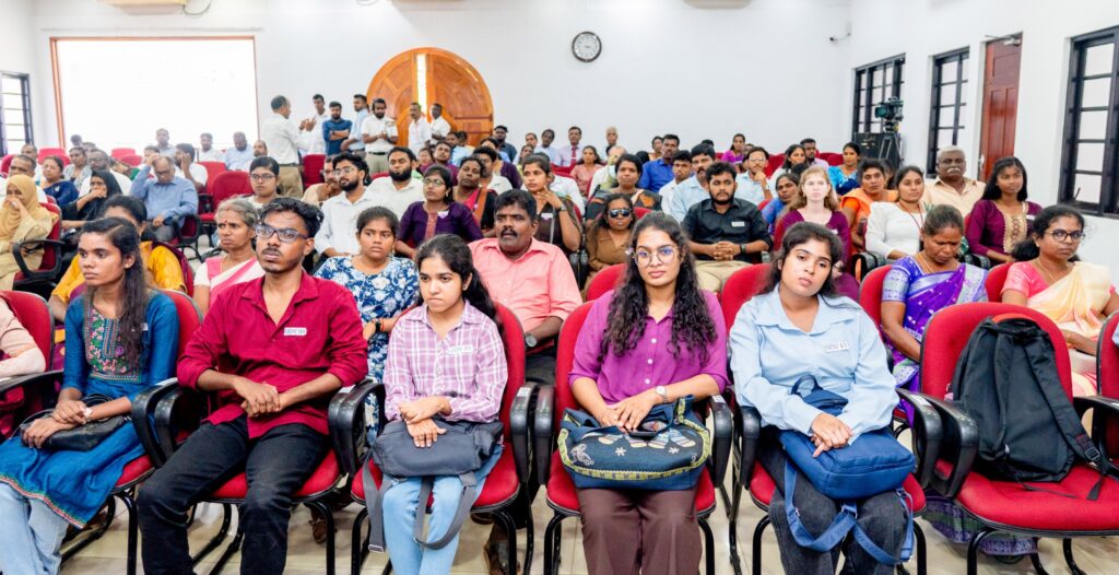 "எந்தவொரு பிரஜையையும் கைவிடாது அனைவருக்கும் சம உரிமைகளையும் சம வாய்ப்புகளையும் உறுதி செய்வதே எமது அரசாங்கத்தின் முதன்மையான கொள்கையாகும்" பிரதமர்