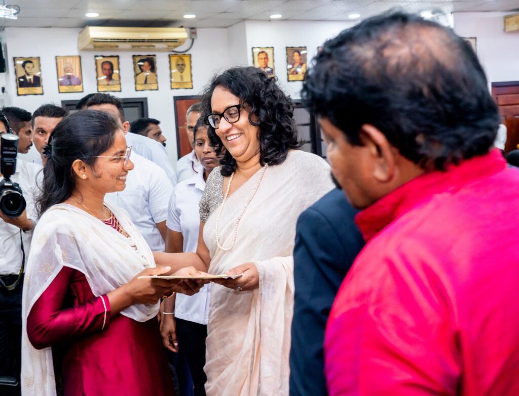 "எந்தவொரு பிரஜையையும் கைவிடாது அனைவருக்கும் சம உரிமைகளையும் சம வாய்ப்புகளையும் உறுதி செய்வதே எமது அரசாங்கத்தின் முதன்மையான கொள்கையாகும்" பிரதமர்